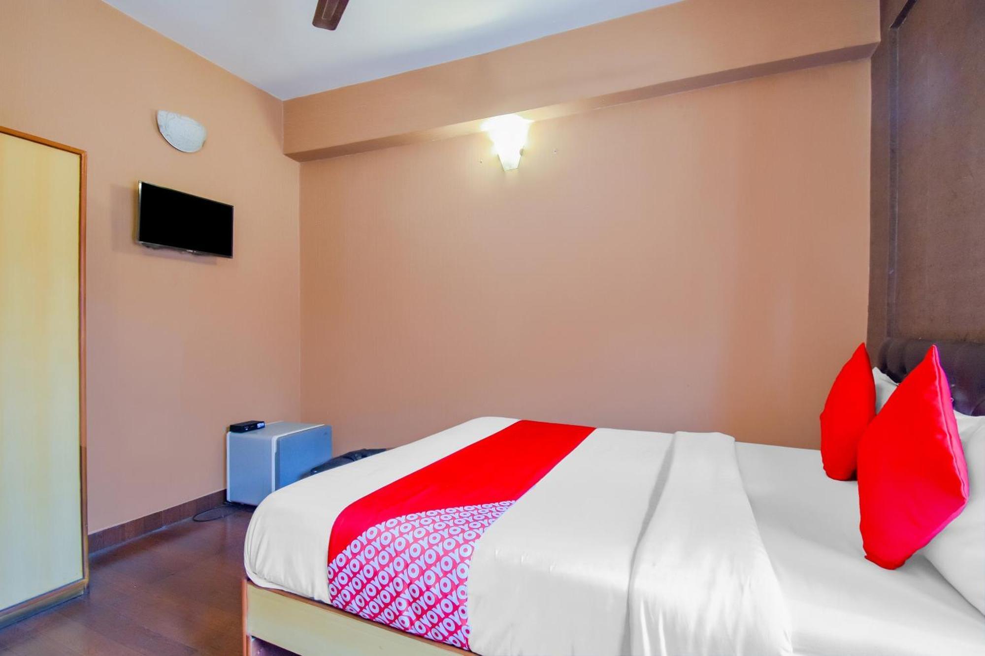 Super Oyo Krishna Guest House Calcuta Exterior foto